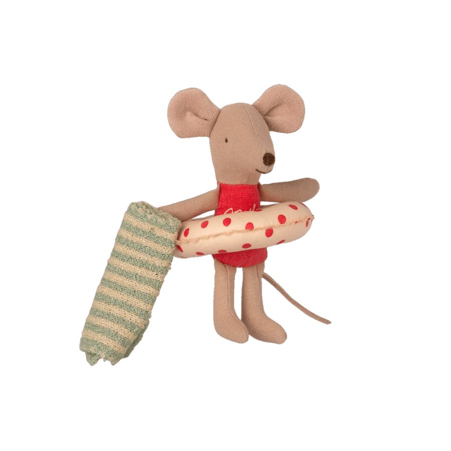 Beach mice, Little sister in Cabin de Plage