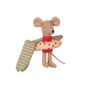 Beach mice, Little sister in Cabin de Plage